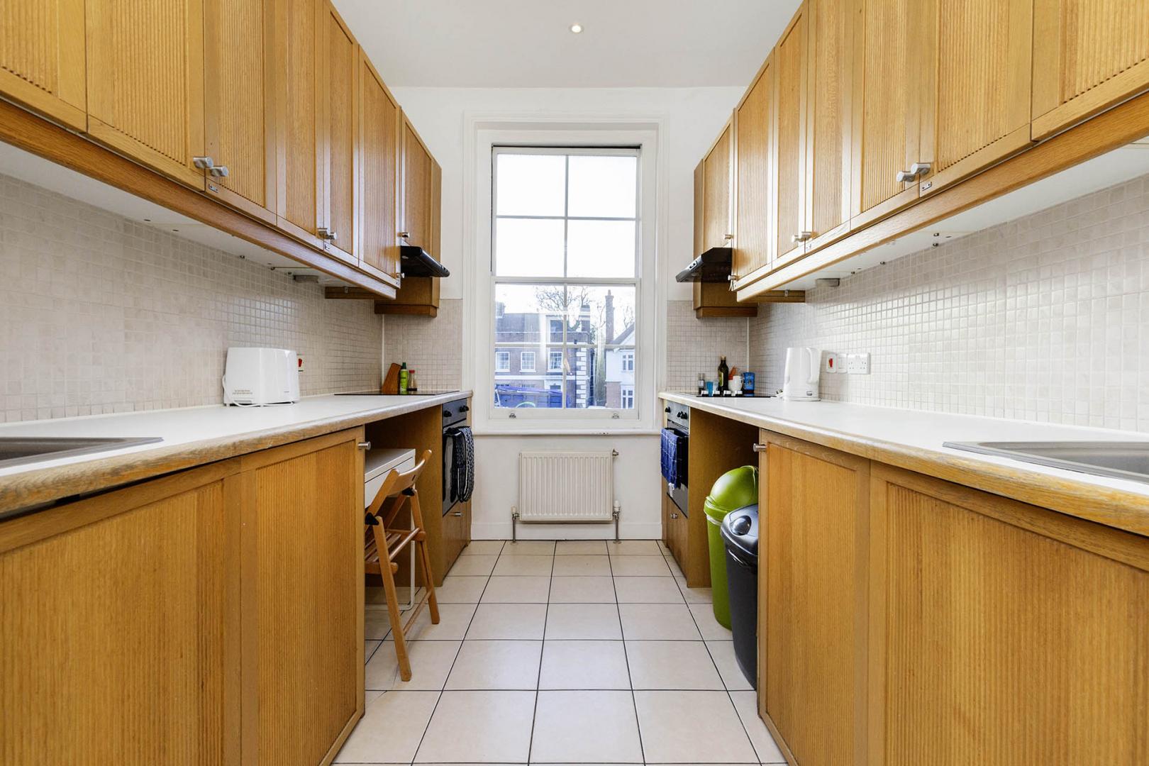  Rent includes electricity, water, and heating Finchley Road, Hampstead